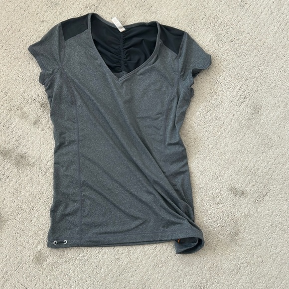Lucy athletic shirt - Picture 1 of 3